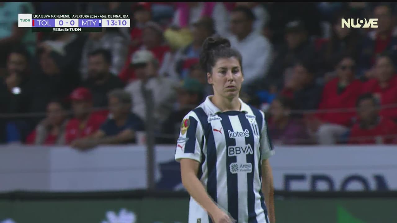 ¡Primer bombazo de Lucía García! Balón pasa por encima