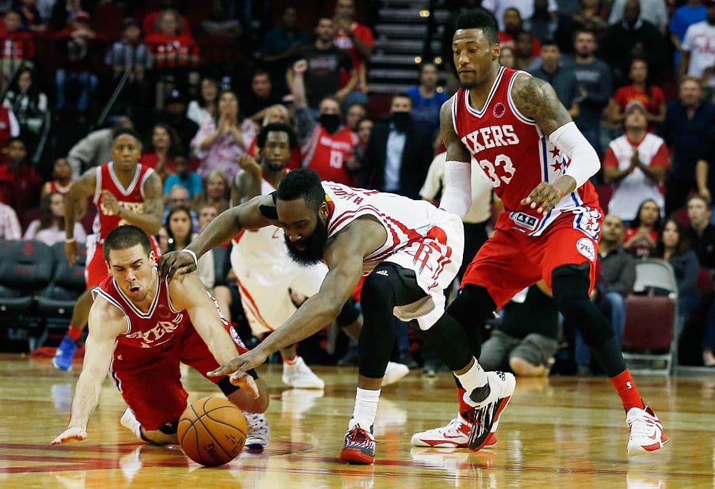 Ese mismo día, los Houston Rockets se meterán al Well Fargo Center para medirse a unos peligrosos SIxers de Filadelfia. Ambos equipos cuentan con jugadores para brindar un partidazo.