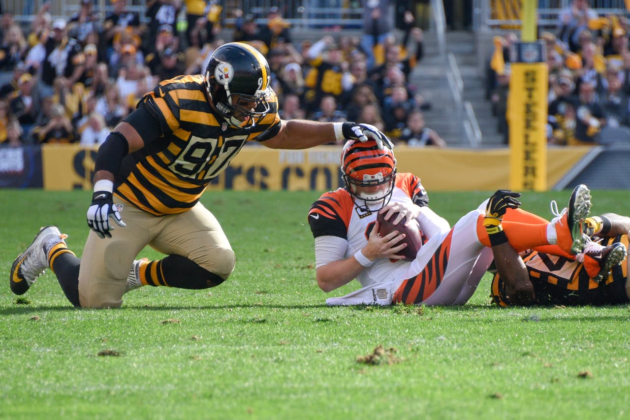 Gran duelo divisional vivieron los Bengals vs. los Steelers, donde Cincinnati mantuvo el invicto al amargar el regreso de Roethlisberger a Pittsburgh 16-10. Checa las mejores tomas de este partido.