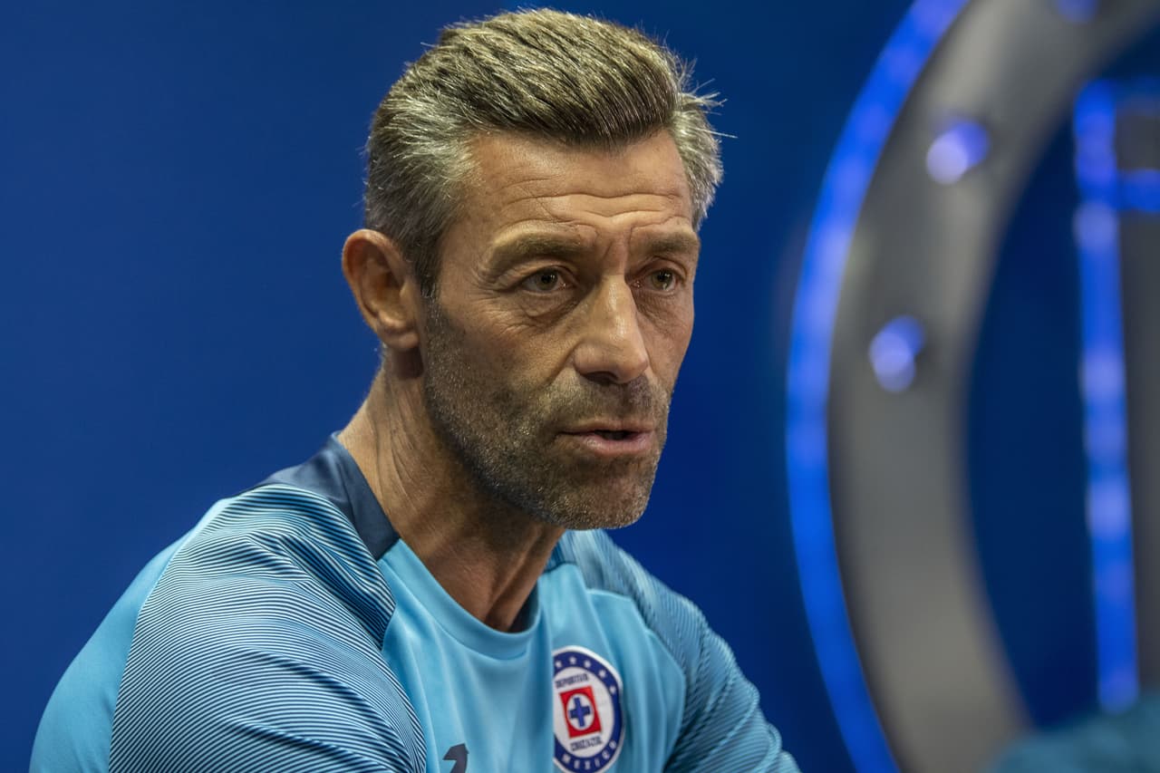 Tras perder la final contra el América, Pedro Caixinha se quedó con un gran problema en medio campo sin Marcone.