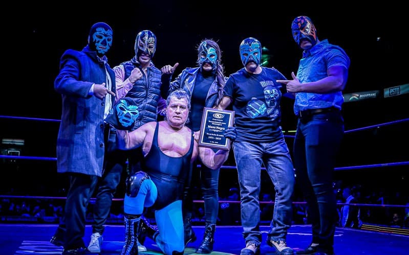 Las leyendas de la lucha libre se adueñan de la Arena México