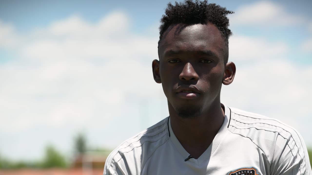 Nacido en Tela, una pequeña población costera de Honduras, Alberth Elis es el primer oriundo de allí que juega en el exterior y con la selección nacional.