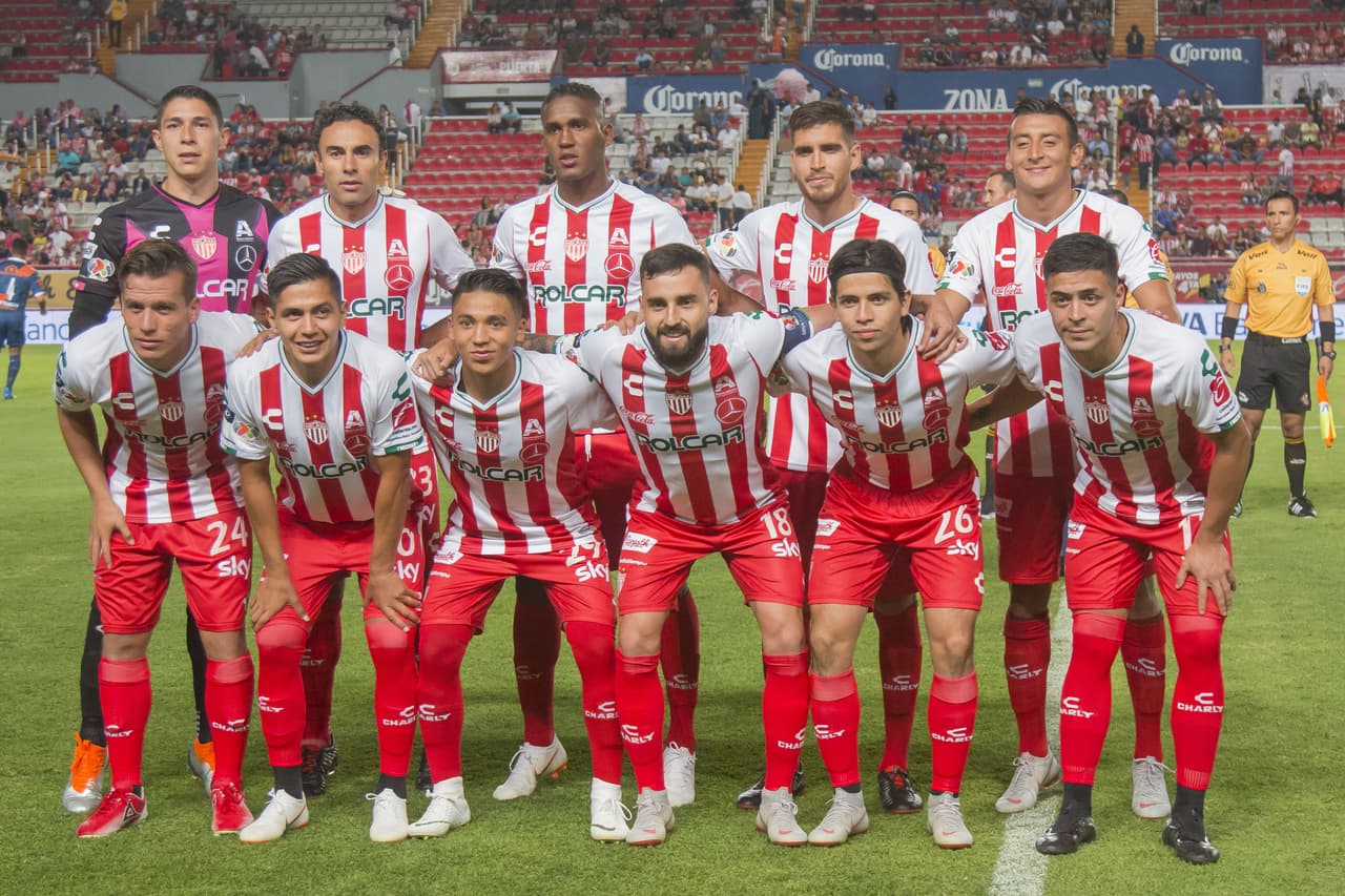 Así se plantó la escuadra de Rayos antes del inicio del encuentro.