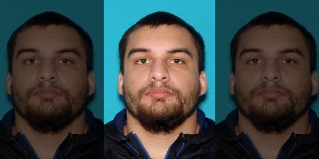 Fotografía de Dylan Josh Bennett que circula en su búsqueda por parte de la policía.