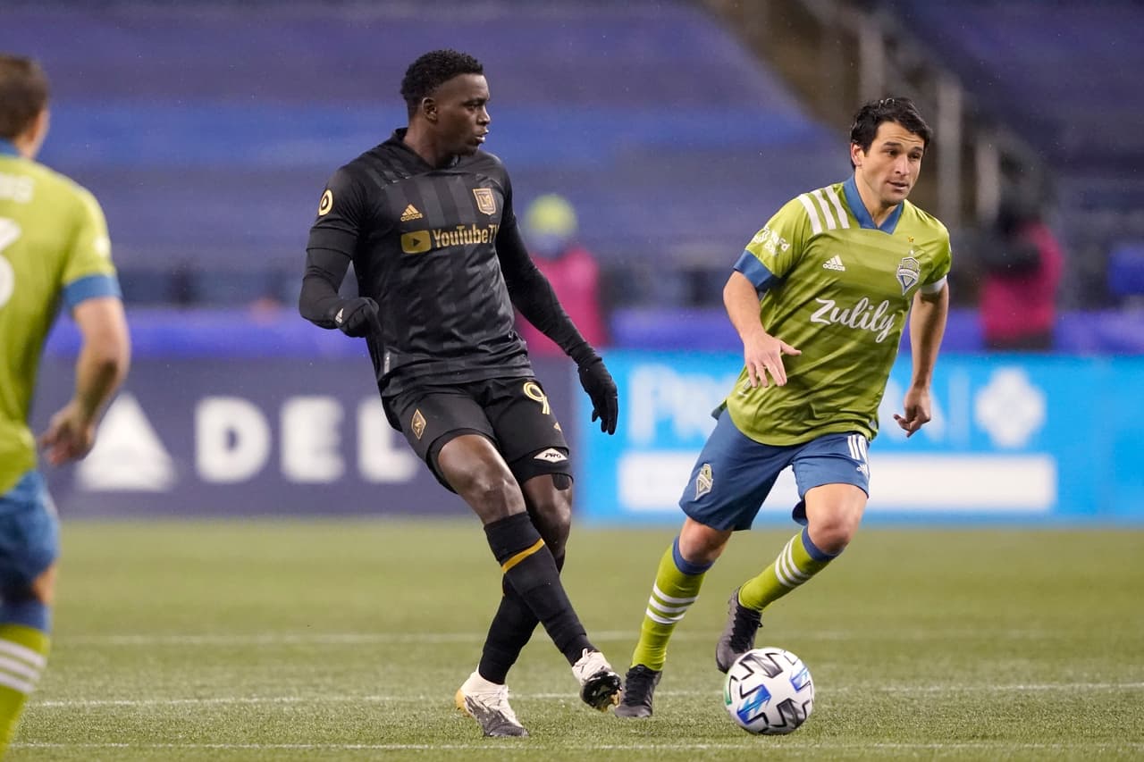 Con goles de Nicolás Lodeiro, Raúl Ruidíaz Jordan Morris, los Seattle Sounders vuelven a sacar al LAFC de los Playoffs al vencer 3-1 al cuadro angelino.