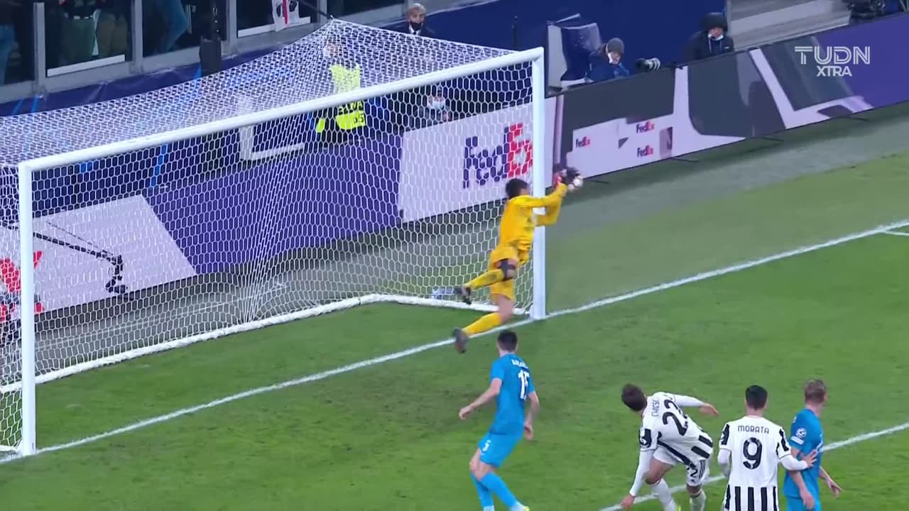 ¡TIRO ATAJADO! disparo por Federico Chiesa.