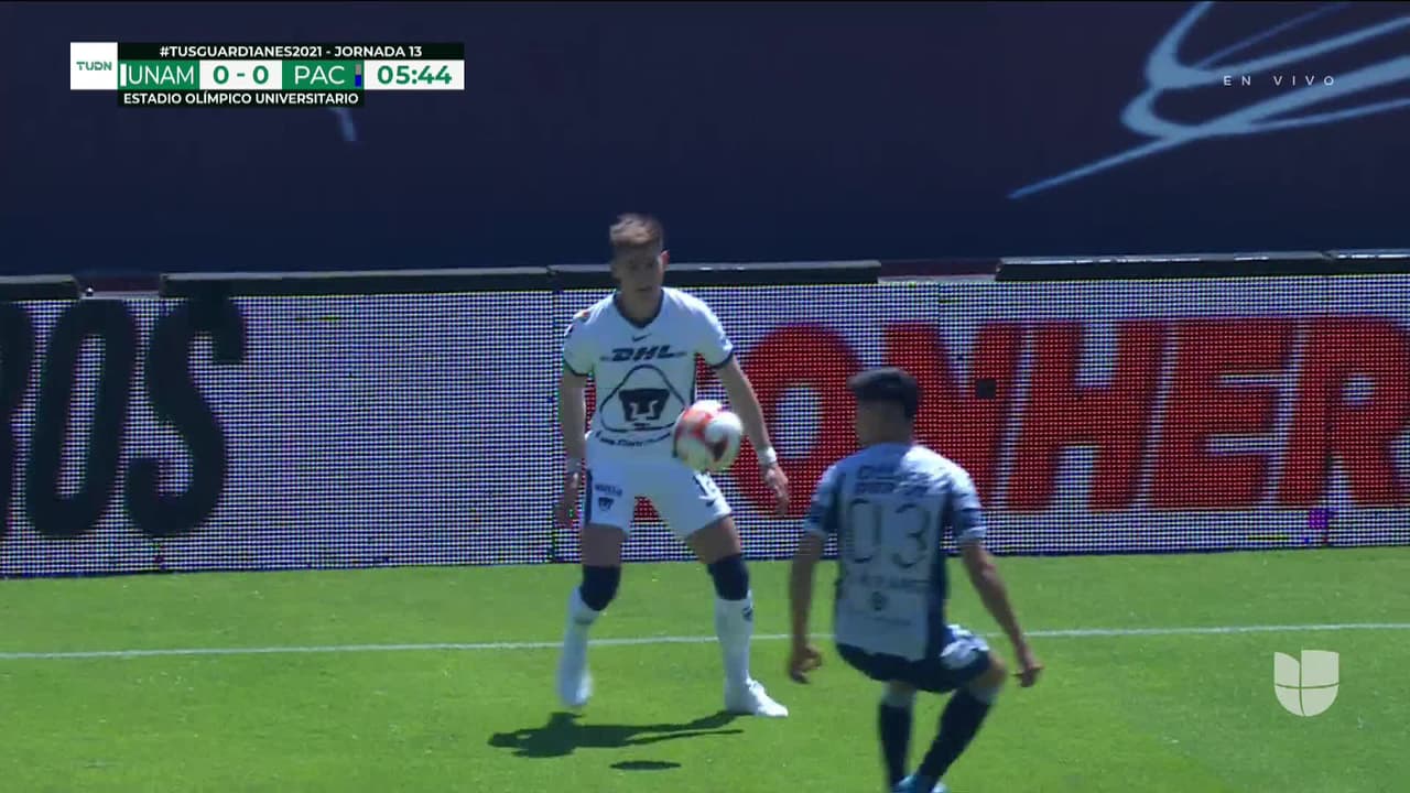 ¡TIRO ATAJADO! disparo por Erik Lira.