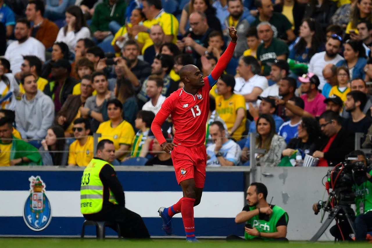 PORTO, PORTUGAL - MARCH 23: Adolfo Machado of Panama celebrates after scores the first goal during the international friendly match between Brazil and Panama at Estadio do Dragao on March 23, 2019 in Porto, Portugal. (Photo by Octavio Passos/Getty Images)
