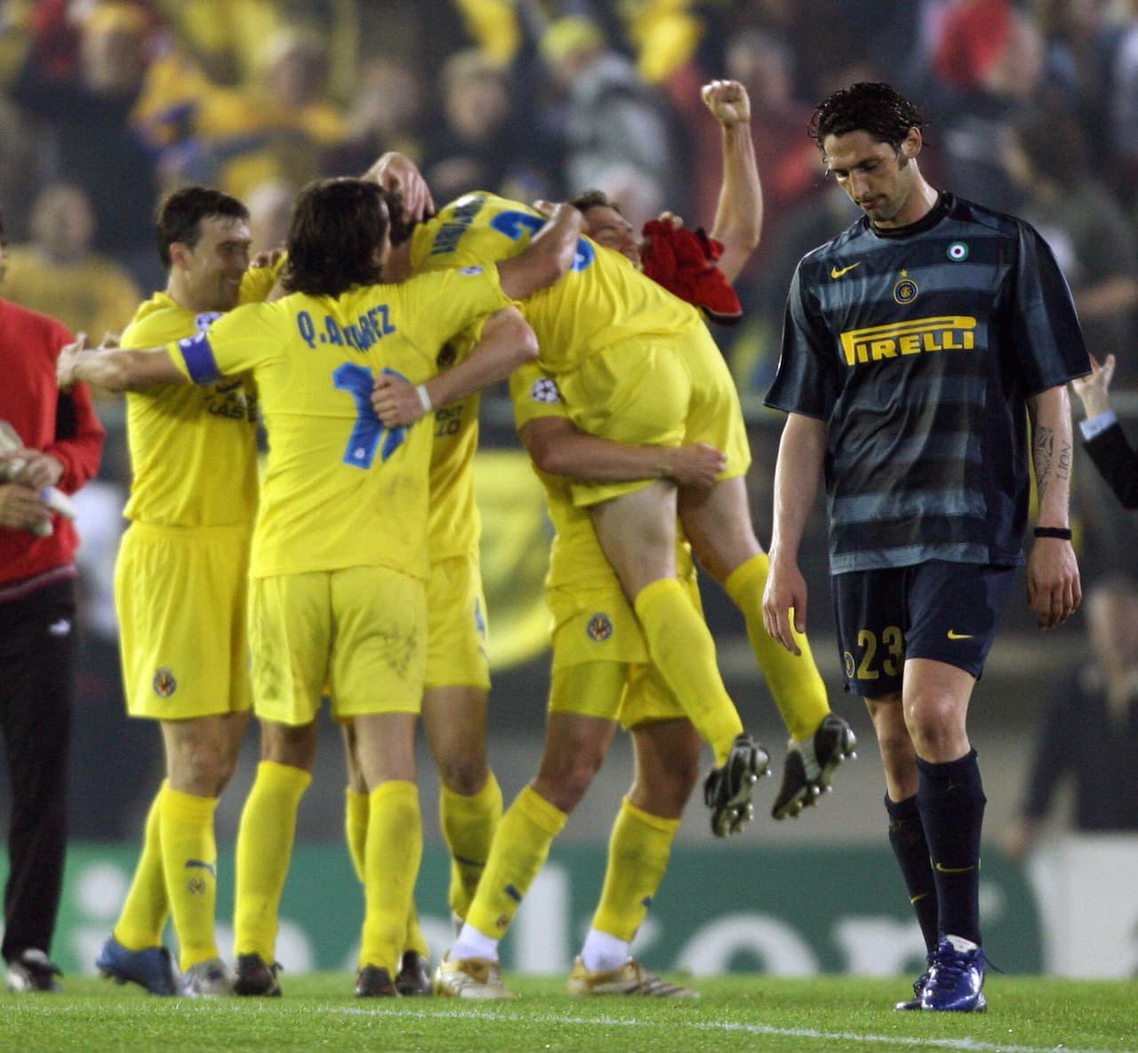 Villareal lograría vencer en el 2005-2006 al Inter de Milán en una eliminatoria que acabaría con empate 2-2, gracias al gol de visitante el conjunto español avanzaría a la siguiente ronda.