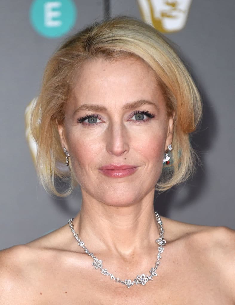 La nueva temporada agregó nuevos actores como Jason Isaacs, Jemima Kirke y Dua Saleh.
<br>