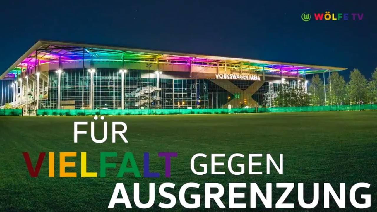 Con el lema “Por la diversidad, en contra de la exclusión” lanzaron la campaña para promocionar el espectacular jersey conmemorativo.