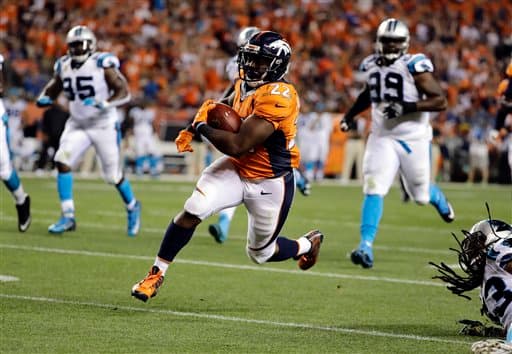 Los Denver Broncos derrotaron a Carolina Panthers en el juego inaugural de la temporada 2016 de la NFL. Los Broncos se vieron abajo dos veces en el marcador, pero supieron sobreponerse y se llevaron el triunfo 21-20.