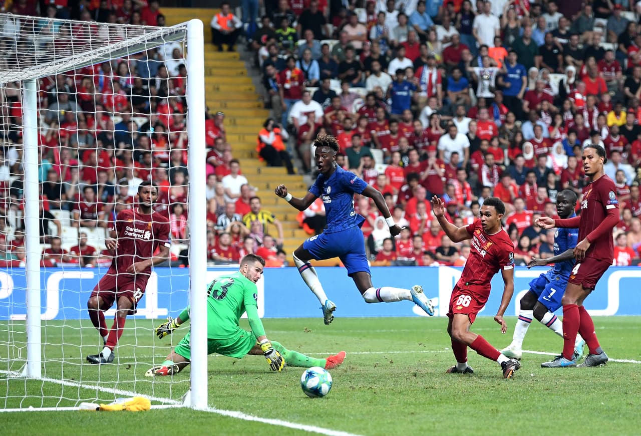 Liverpool venció 5-4 en la tanda de penales al Chelsea tras el empate 2-2 en los 120 minutos.