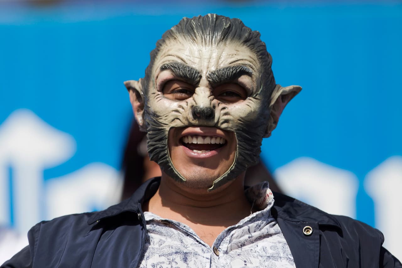 Gran colorido se vivió en los distintos estadios mexicanos. Muchas familias y amigos acudieron con las camisetas de sus equipos favoritos y disfrutaron de una jornada de muchos goles y emociones.