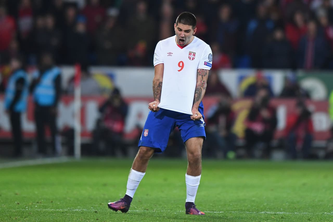 Sin embargo, un gol de Mitrovic al minuto 41 del segundo tiempo le devolvió el poder a Serbia en terreno galés para evitar la derrota ante un rival directo.