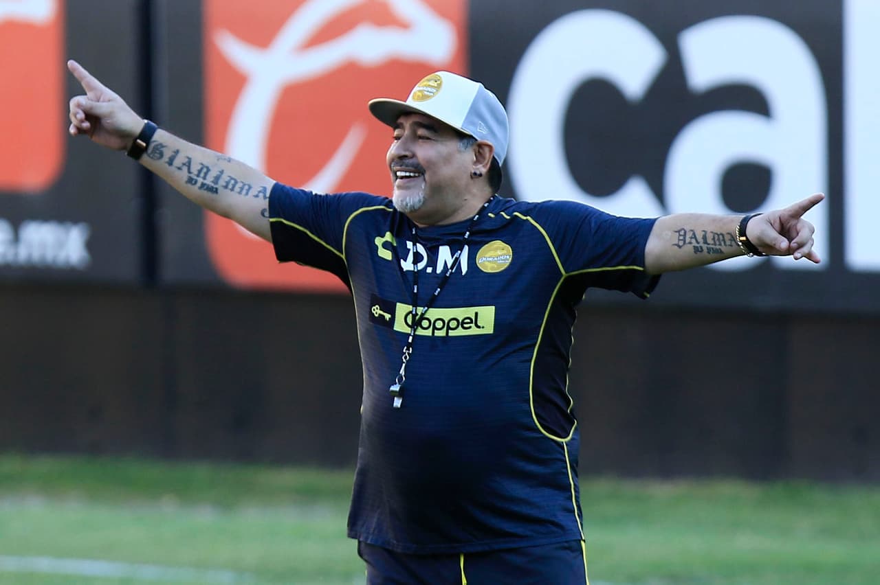 Llegó el momento: Diego Armando Maradona se presentó en el Estadio Banorte de Culiacán para dirigir su primera práctica al mando de los Dorados de Sinaloa, su nueva aventura como entrenador.