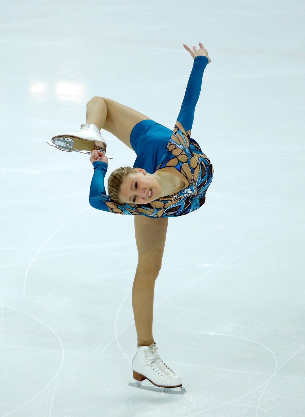 La elasticidad, la fuerza y la coordinación se mezclan con la belleza y la sensualidad propia de las mujeres durante las competencias de patinaje artístico, que tuvieron una nueva cita Grand Prix de Figuras en Francia.