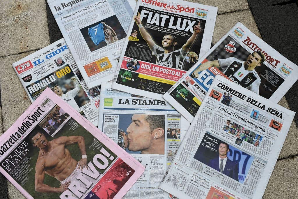 Las portadas de los principales medios deportivos, y no especializados, con el que ha sido el fichaje del año por 100 millones de euros.