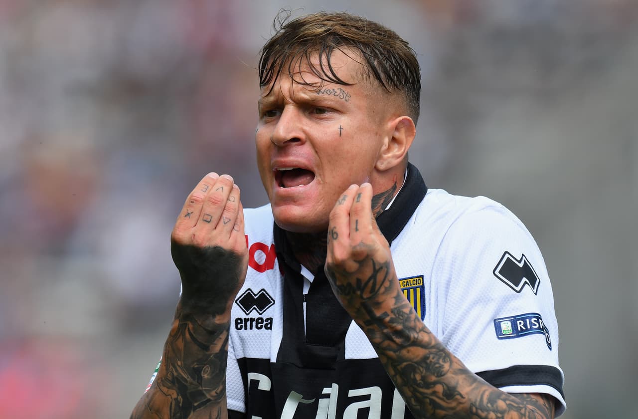 El otro extremo derecho del plantel es Amato Ciciretti pero no cuenta y le están buscando cesión.