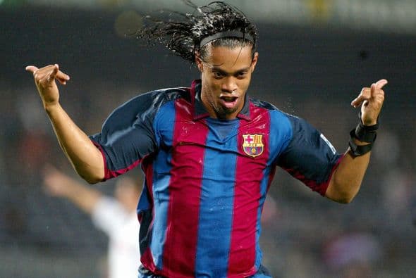 Para sorpresa de muchos Dinho marcaría su primer gol con los españoles 4 días después en el empate entre Barcelona 1-1 ante el Sevilla.