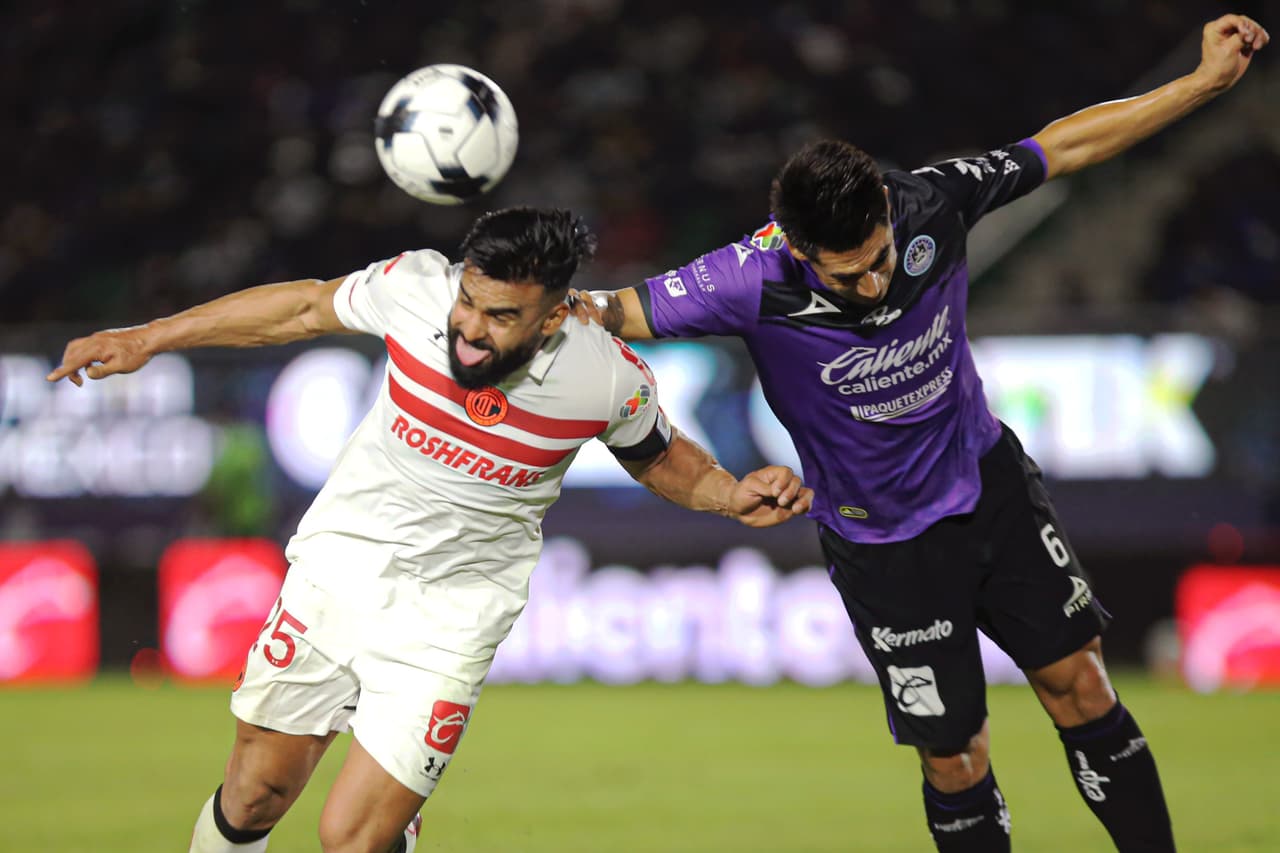 Pero al 68’ y con la presión de Toluca, Alexis Canelo logró el tanto del empate con potente disparo.