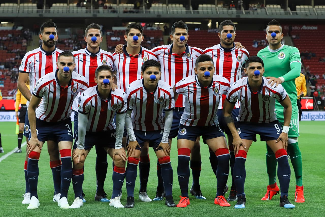 Con un once inicial con cinco canteranos se presentó Chivas en su primer juego tras la salida del técnico José Saturnino Cardozo.