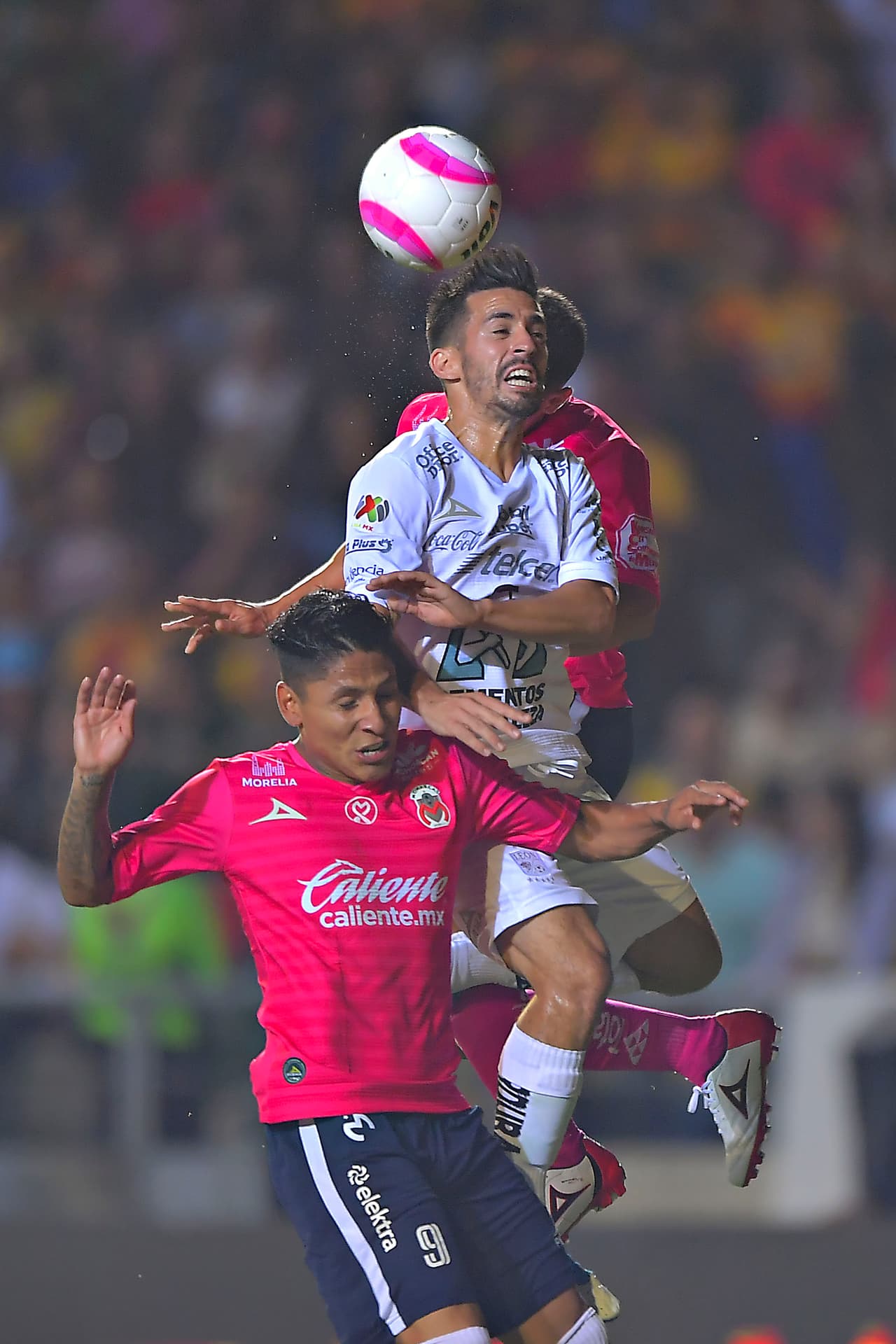 Empate sin goles y con pocas emociones el que protagonizaron Morelia y León para abrir la Fecha 14 de la Liga MX