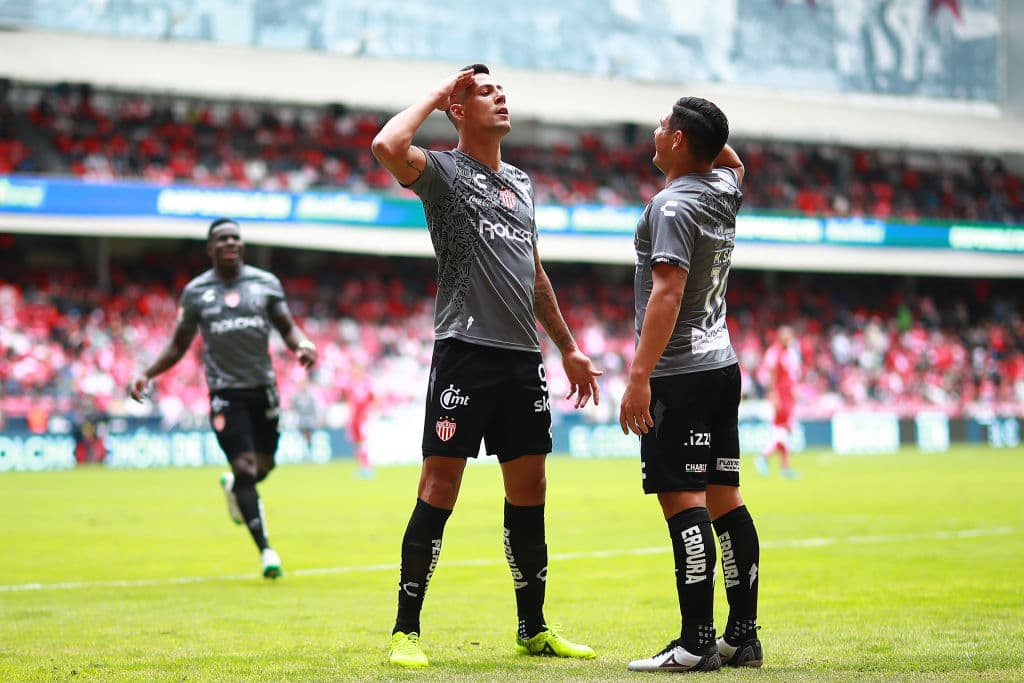 Toluca
<b> 2-3</b> Necaxa