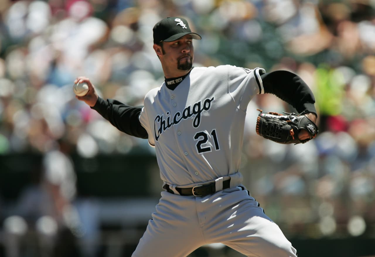 Loaiza pasó a Chicago White Sox en 2003 y estuvo hasta 2004. En este equipo gozó de mejor momento de su carrera al ser considerado para Cy Young y ser elegido dos veces para el All Star Game.