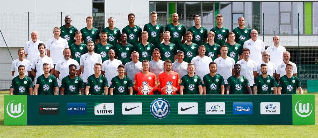 9) 
<b>Wolfsburg</b>. Los Lobos están dentro del top 10 de los clubes más valiosos de la Bundesliga, son el noveno lugar. Su valor de mercado conjunto es de 140.3 millones de euros.