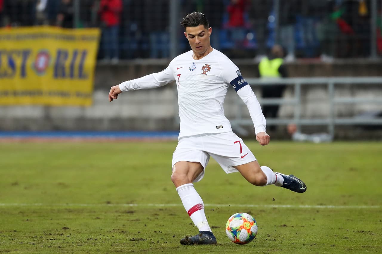 Le corean el nombre de Messi a Cristiano