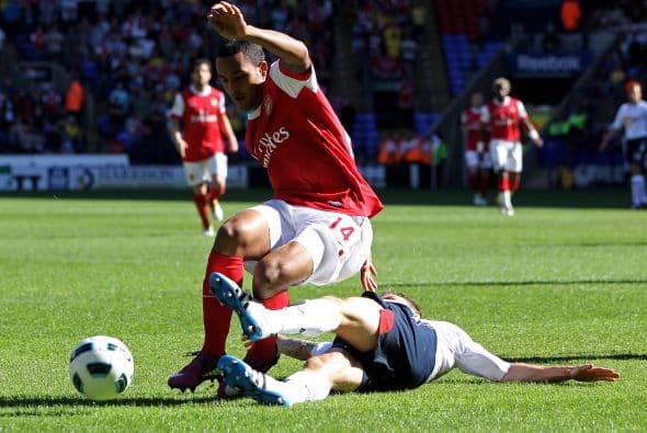 Esto daba cierta vida a los 'Gunners', además de que tenían mucho tiempo para reaccionar.