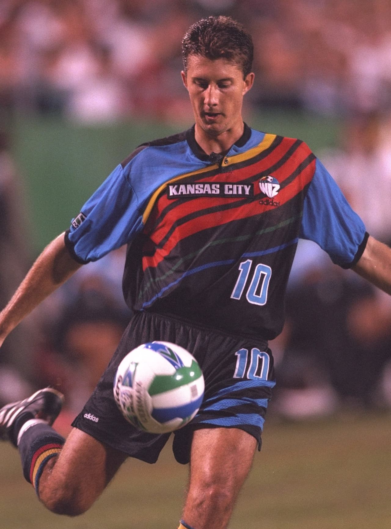 Kansas City Wizards. Fueron fundadores de la MLS. Consiguieron la MLS Cup y la Supporters’ Shield. Desde finales del 2010 cambiaron su nombre por el de Sporting Kansas City. Alan Pulido formará parte de la plantilla a partir de la siguiente temporada.