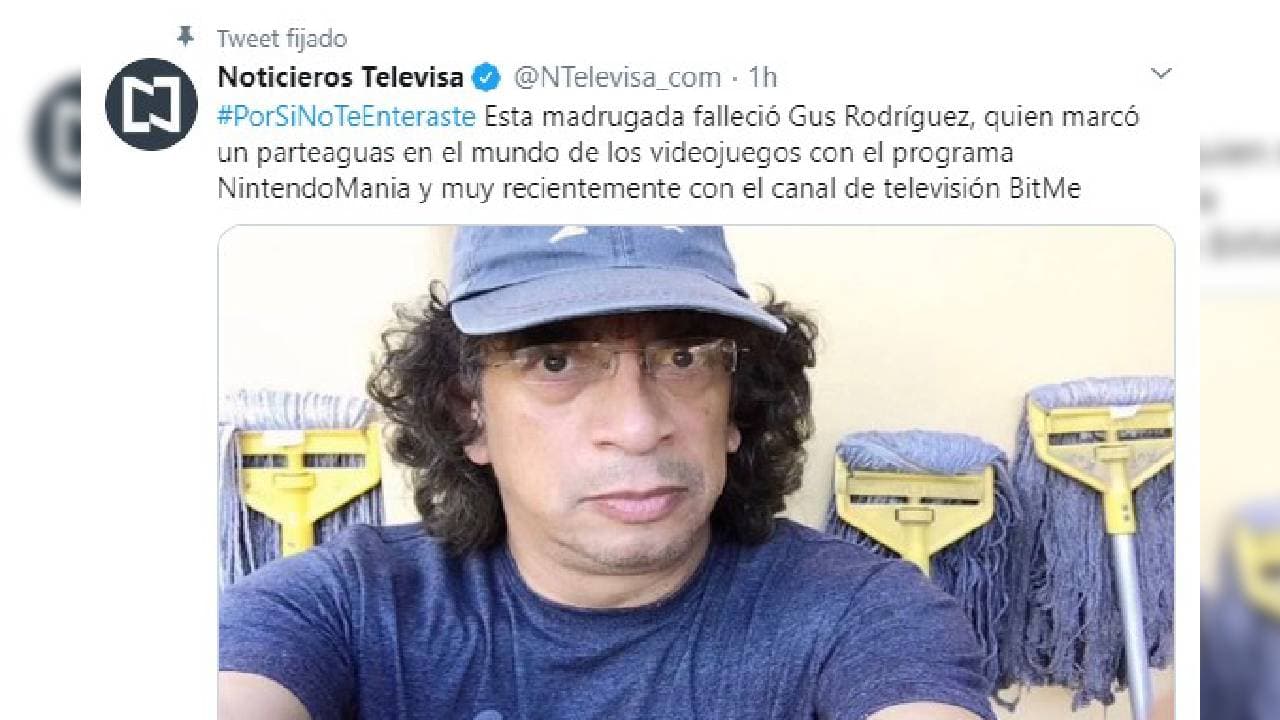 Fue el pionero del mundo gamer en México, teniendo una participación activa en los videojuegos desde 1995. Además, colaboró en los guiones del comediante Eugenio Derbez.