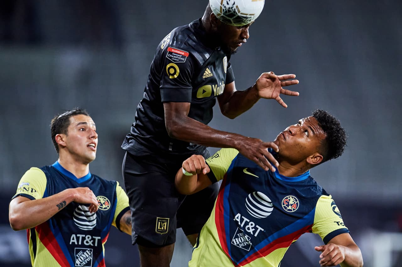 Cáceres (11’) abrió el marcador muy temprano en el partido. Iniciando la segunda mitad, Carlos Vela (46’, 47’) empató y dio vuelta al marcador. Blessing (90+5’) marcó el tercero para los de Bradley que se medirán a los Tigres de la UANL en la Final del certamen.