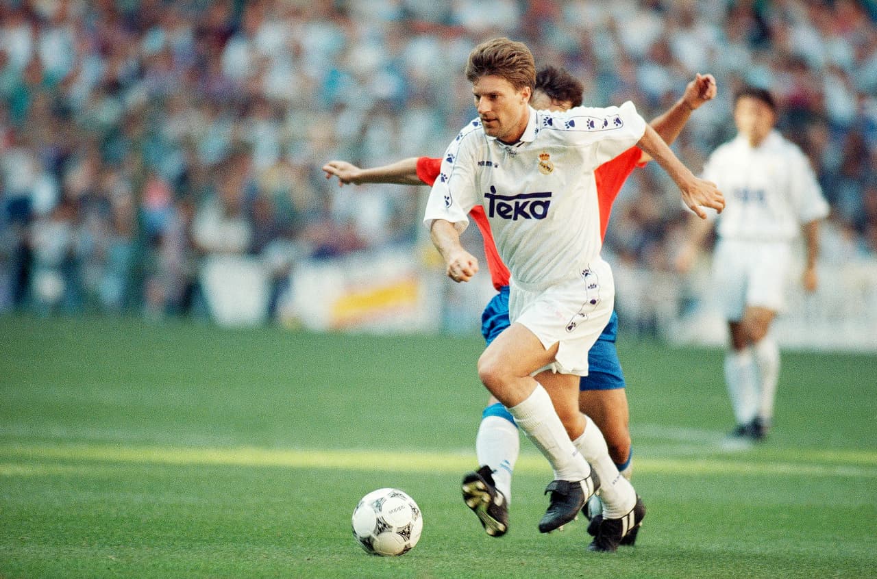 Pero el mayor de los Laudrup también lo hizo con la camiseta del Real Madrid.