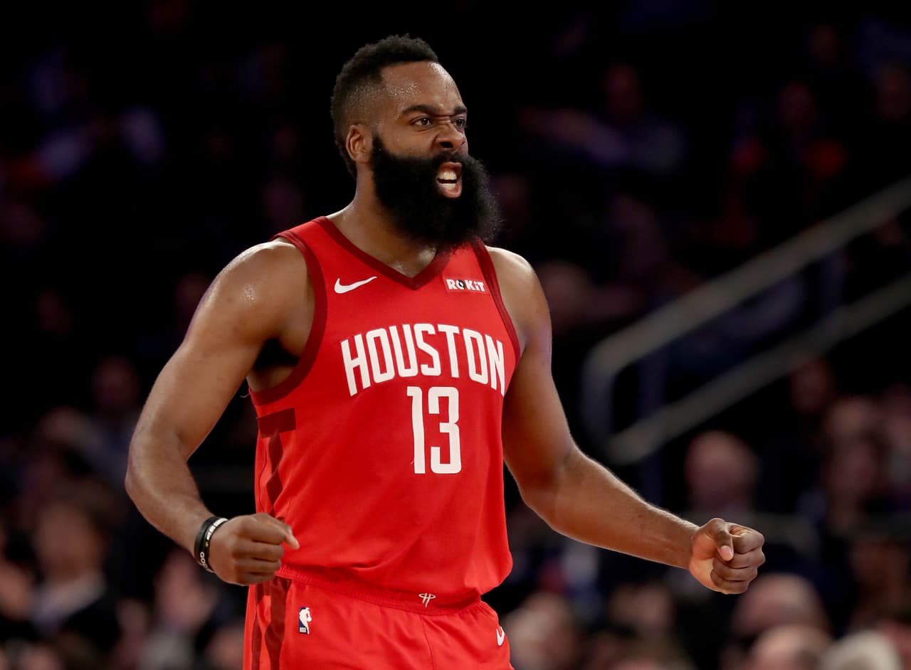 Rockets 114-110 Knicks: buen juego resultó el de este miércoles en el Madison Square Garden con un James Harden pletórico firmando 61 puntos, su mayor marca en un solo partido. Detrás suyo quedó Eric Gordon con 20 puntos en el equipo de Houston.