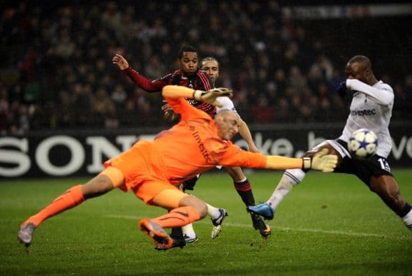 El arquero Christian Abiatti pasó bastantes apuros ante los embates de los 'Spurs'.