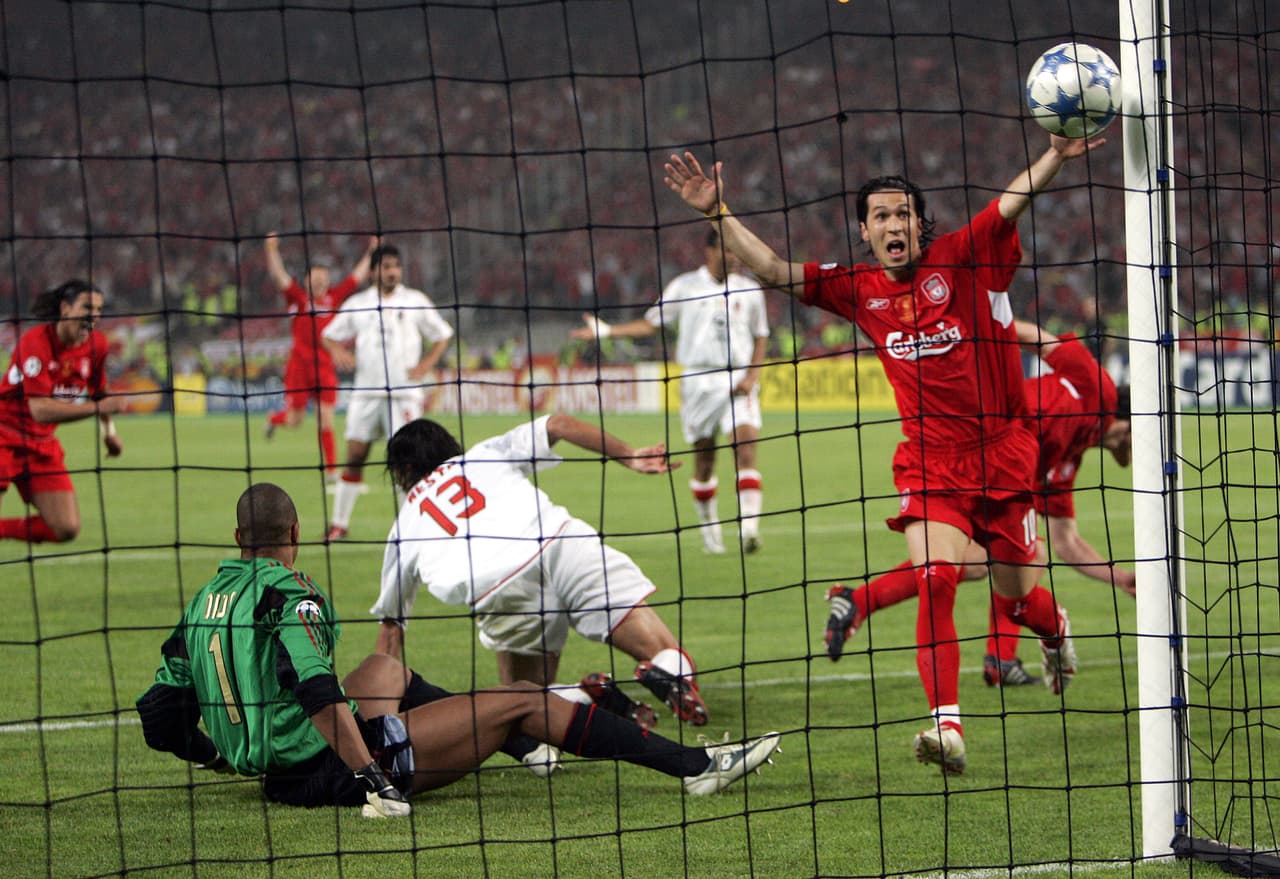 <b>¡Se empató en seis minutos!</b>
<br>- Gerrard (54'), Smicer (56') y Xabi Alonso (60') lograron emparejar lo que parecía irreversible.
<br>- En un abrir y cerrar de ojos, la pizarra ya marcaba 3-3-