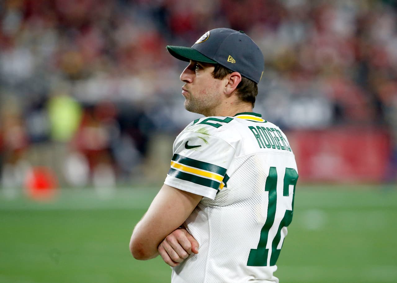 La semana 16 dejó muchas cosas de aprendizaje para la prensa. Otra cosa fueron los previos que en agosto pasado colocaron a los Indianapolis Colts y los Green Bay Packers en el Super Bowl 50. Hoy los Colts necesitan un milagro cósmico para entrar a los playoffs, mientras los Packers fueron borrados por Arizona, cosa que puede volver a pasar en los playoffs.