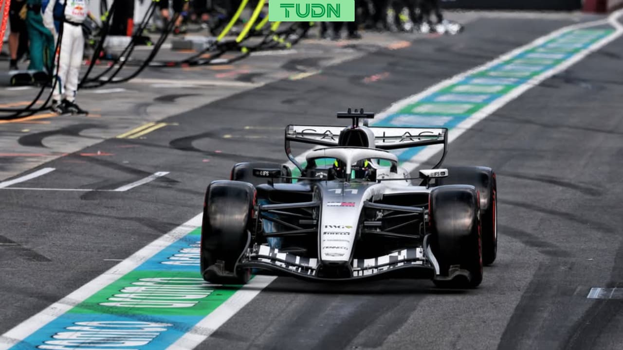 Mercedes se queda con la pole y Checo Pérez saldrá último en el Sprint del GP de China