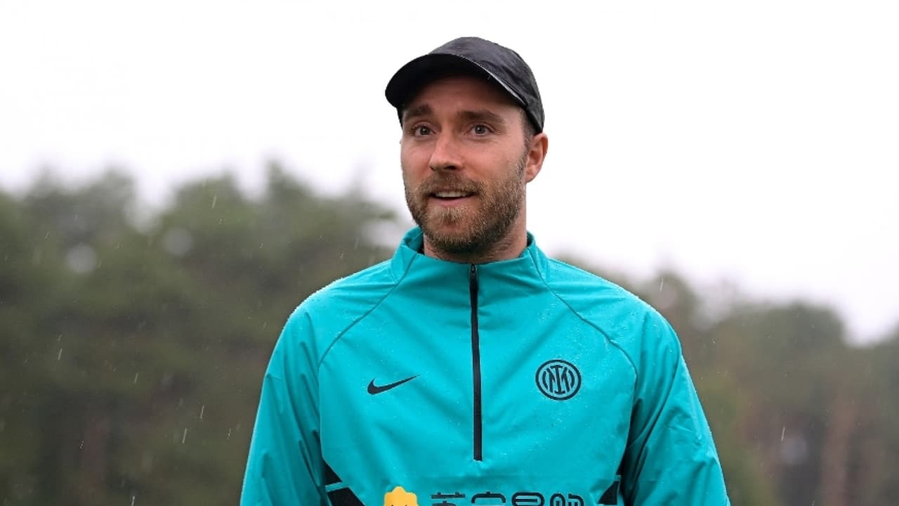 Inter de Milán rescinde contrato a Christian Eriksen
