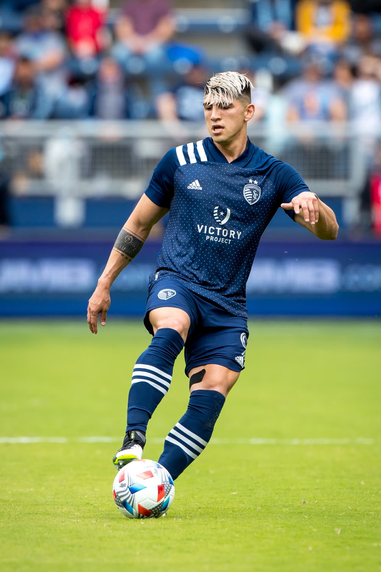 Dos goles y una asistencia para Alan Pulido en el 3-1 de Sporting Kansas City sobre Vancouver Whitecaps.