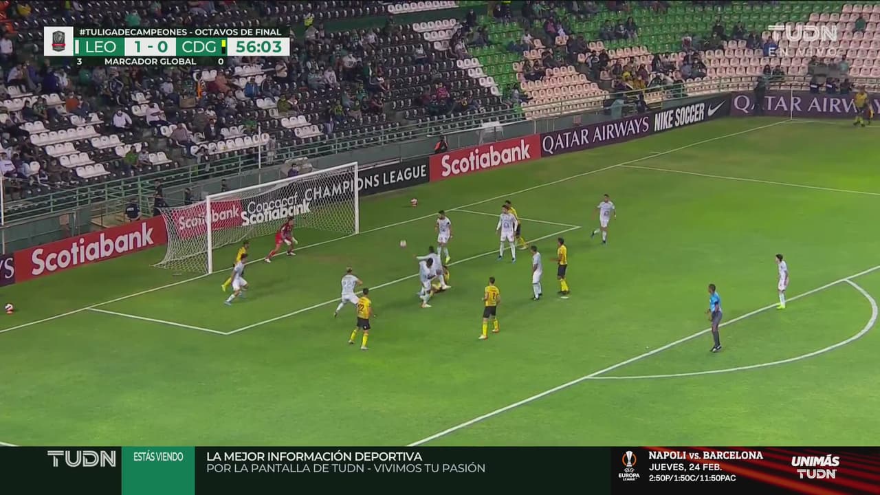 ¡Rozando el poste! Rubén Morales le remata de ‘palomita’ a Cota