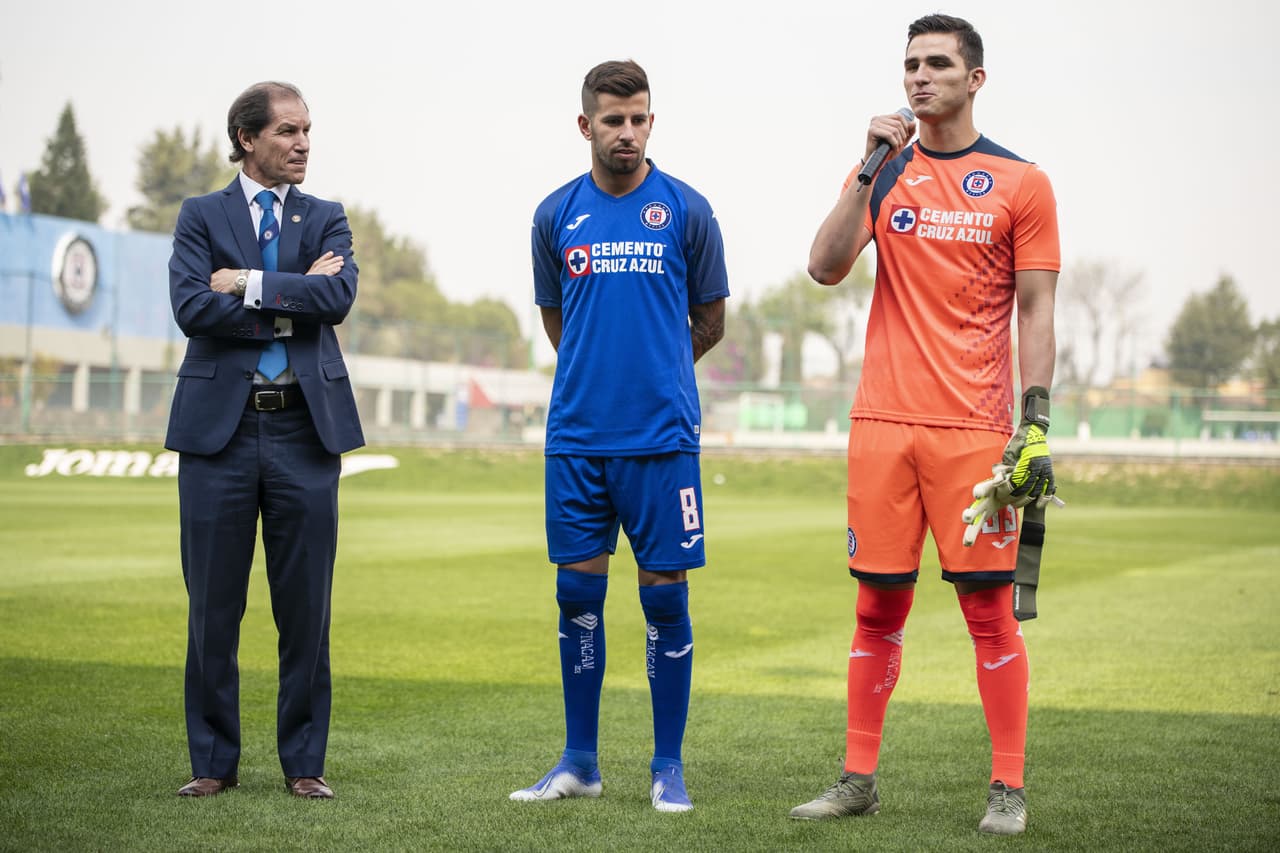 Billy Álvarez hizo la presentación oficial de cara al Torneo Clausura 2020 en las instalaciones de La Noria.