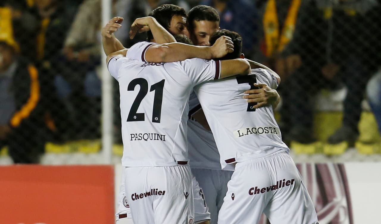 Lanús clasificó de líder en su grupo y espera mantener su ritmo ganador de la mano del goleador José Gustavo Sand.