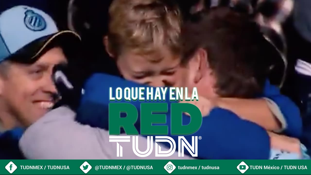 ¡Esto es futbol! El abrazo más fraternal de un hijo
