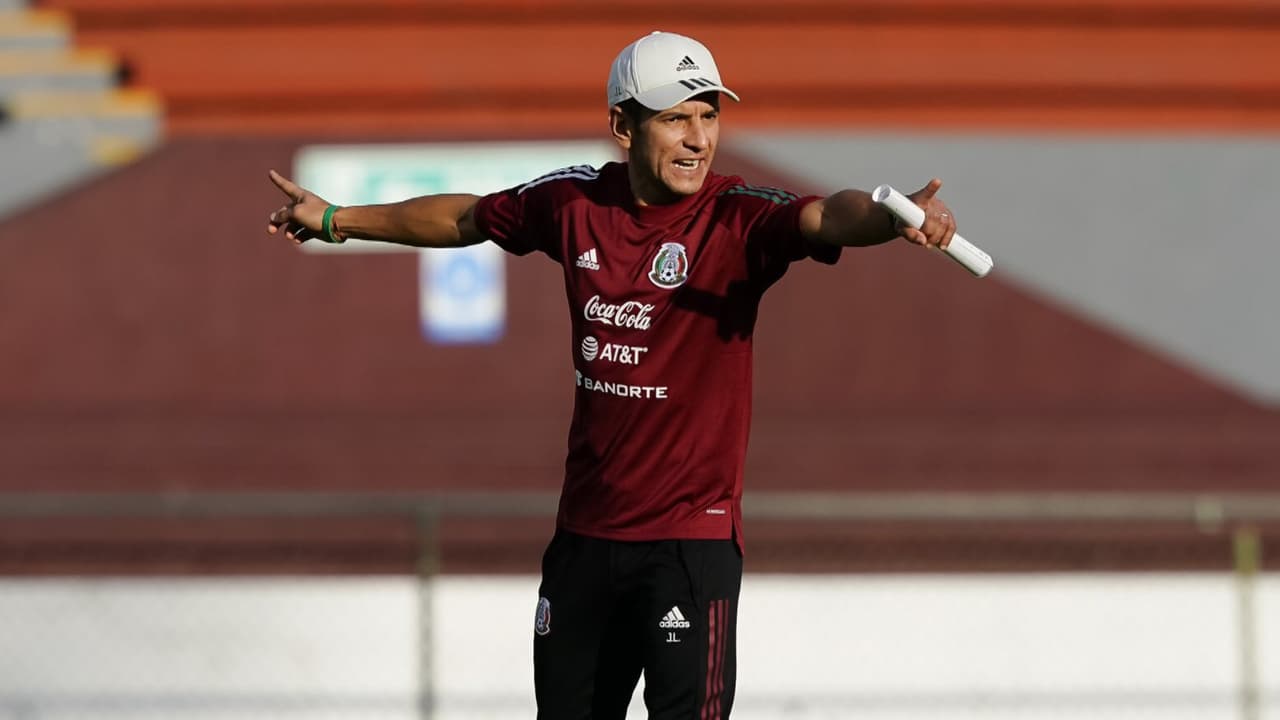 Parte del Tri Olímpico recibió la primera dosis de la vacuna