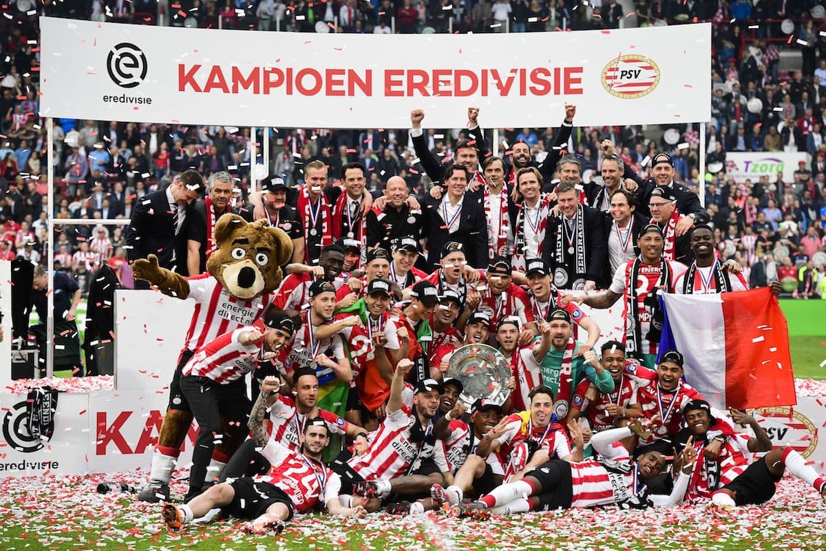 <b>Tercera ronda clasificatoria: </b>PSV Eindhoven (Campeón - Holanda)