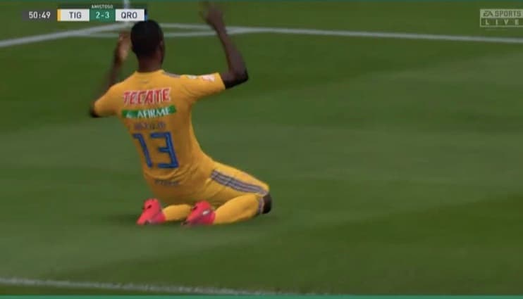 Betsiel Hernández y sus poderosos Gallos le dan un baile a los Tigres de Francisco Venegas y les dan una goleada de 2-6 a domicilio.